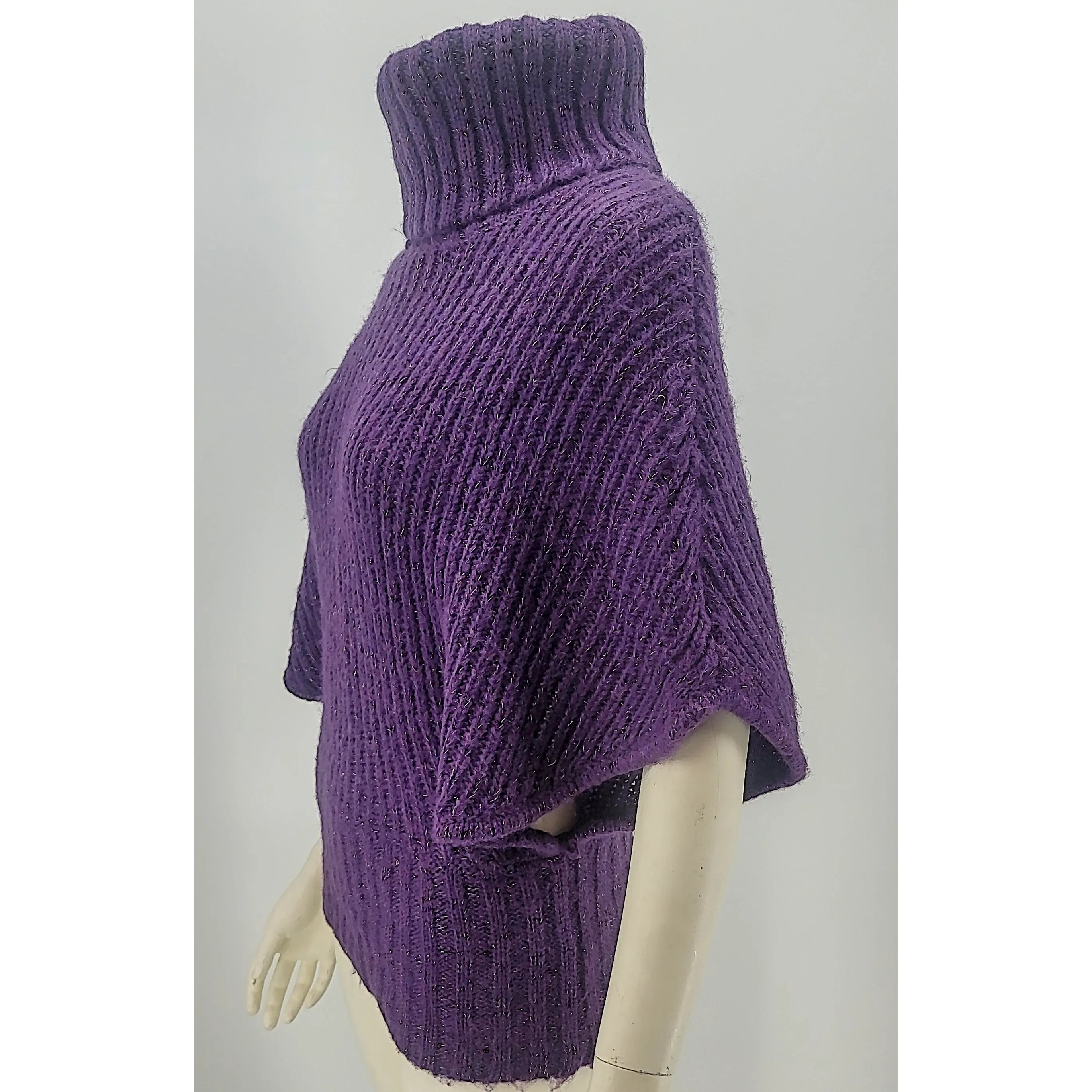 2B Bebe Women's  Purple Poncho, Size Medium