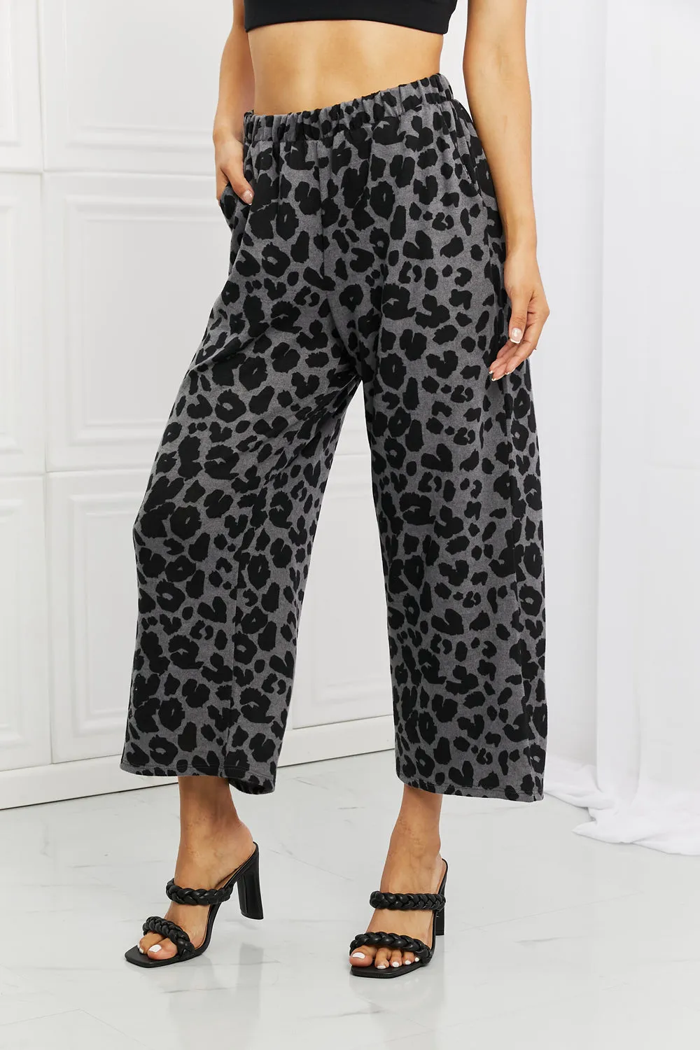 BOMBOM Stay Cozy Pattern Wide Leg Pants - Ships from The US