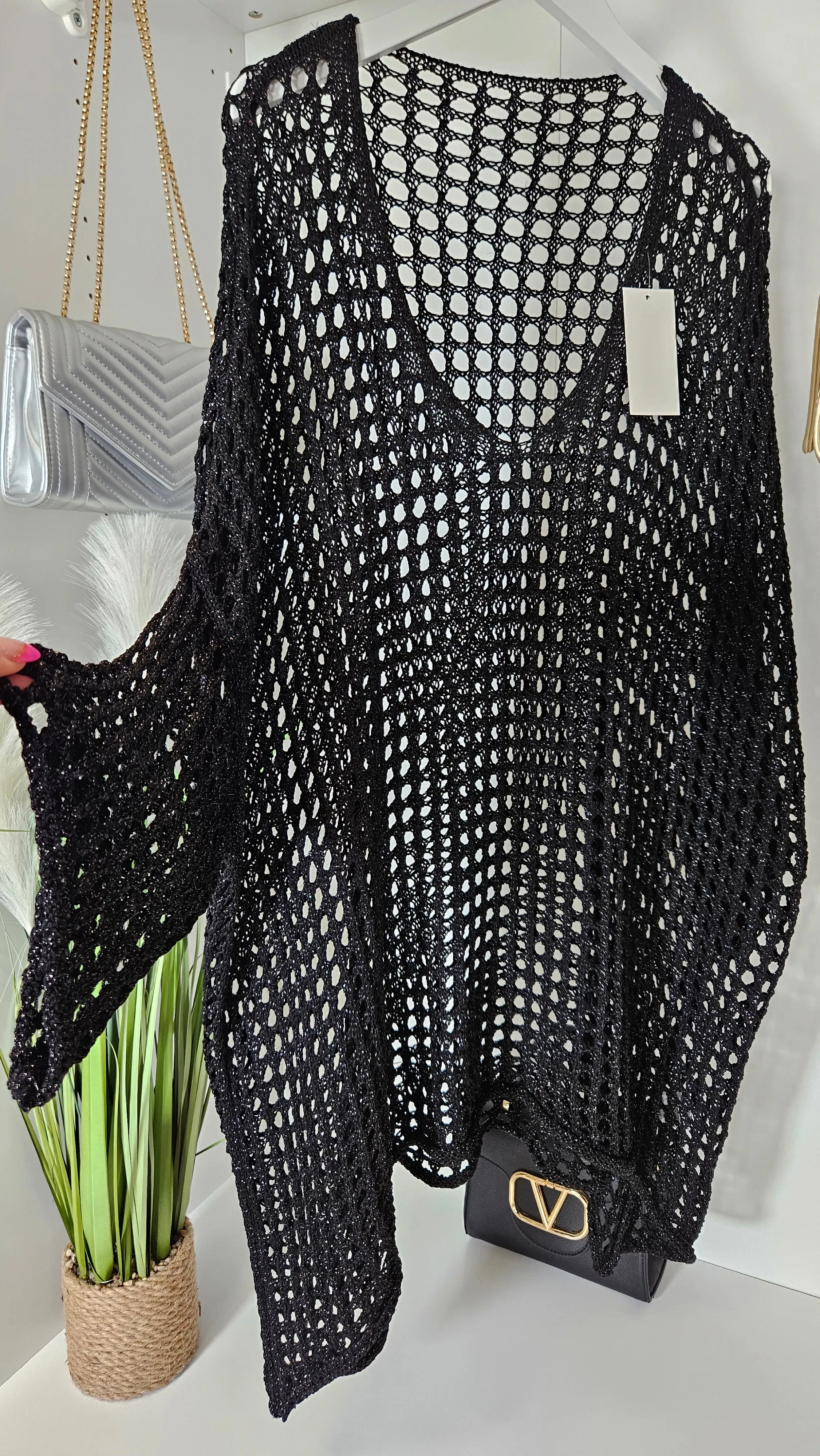 Ibiza Crochet Throwover Top - Black (Curvy)