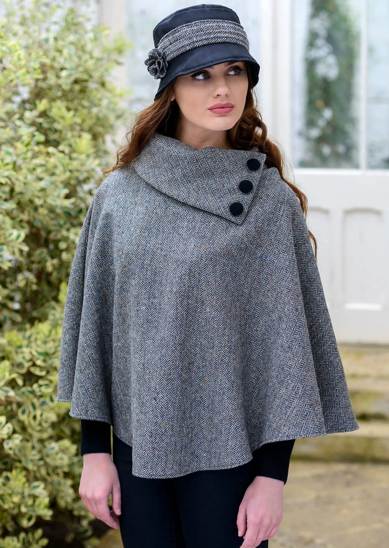 Mucros Poncho | Grey Herringbone