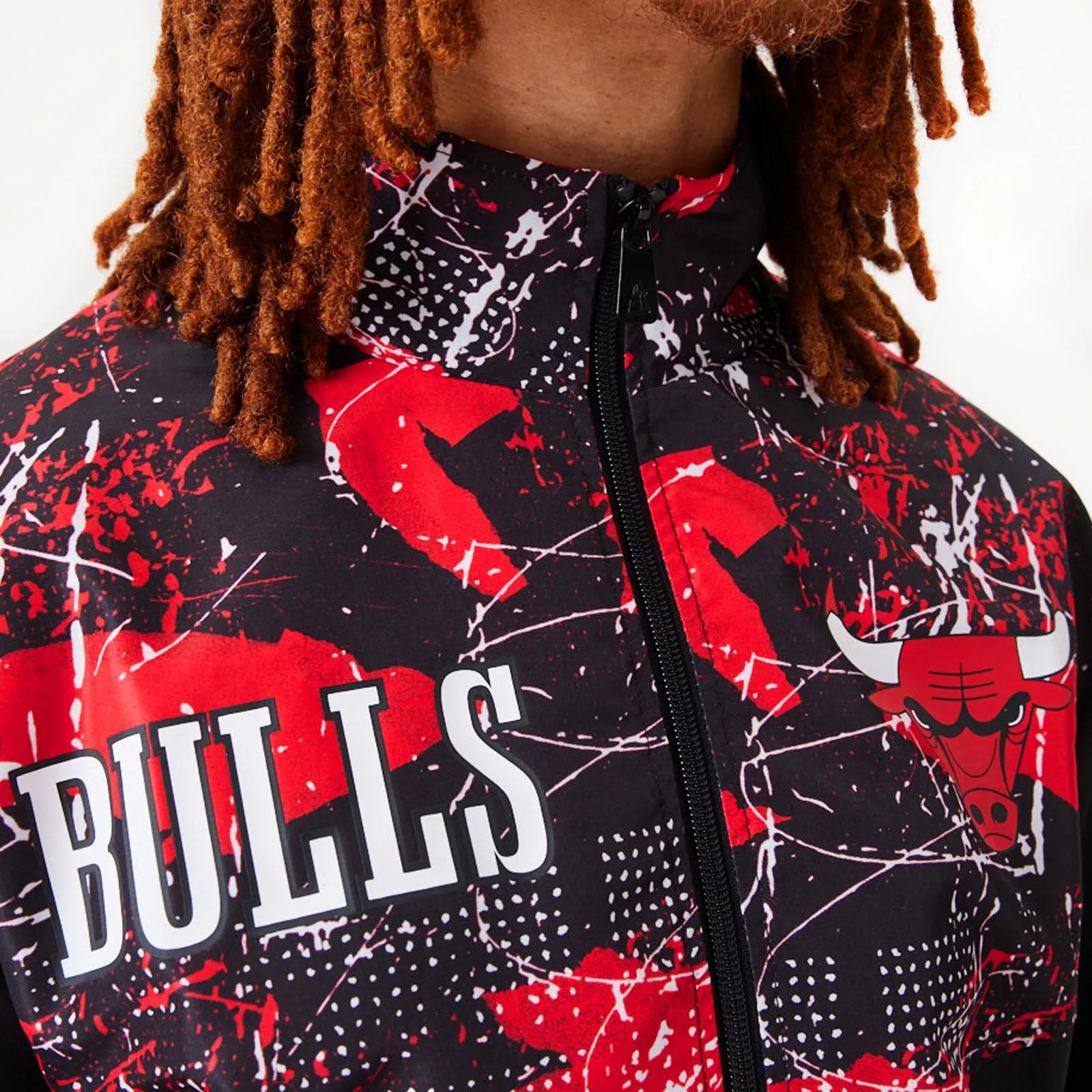 New Era Mens Chicago Bulls All Over Pattern Panel Track Jacket - Black