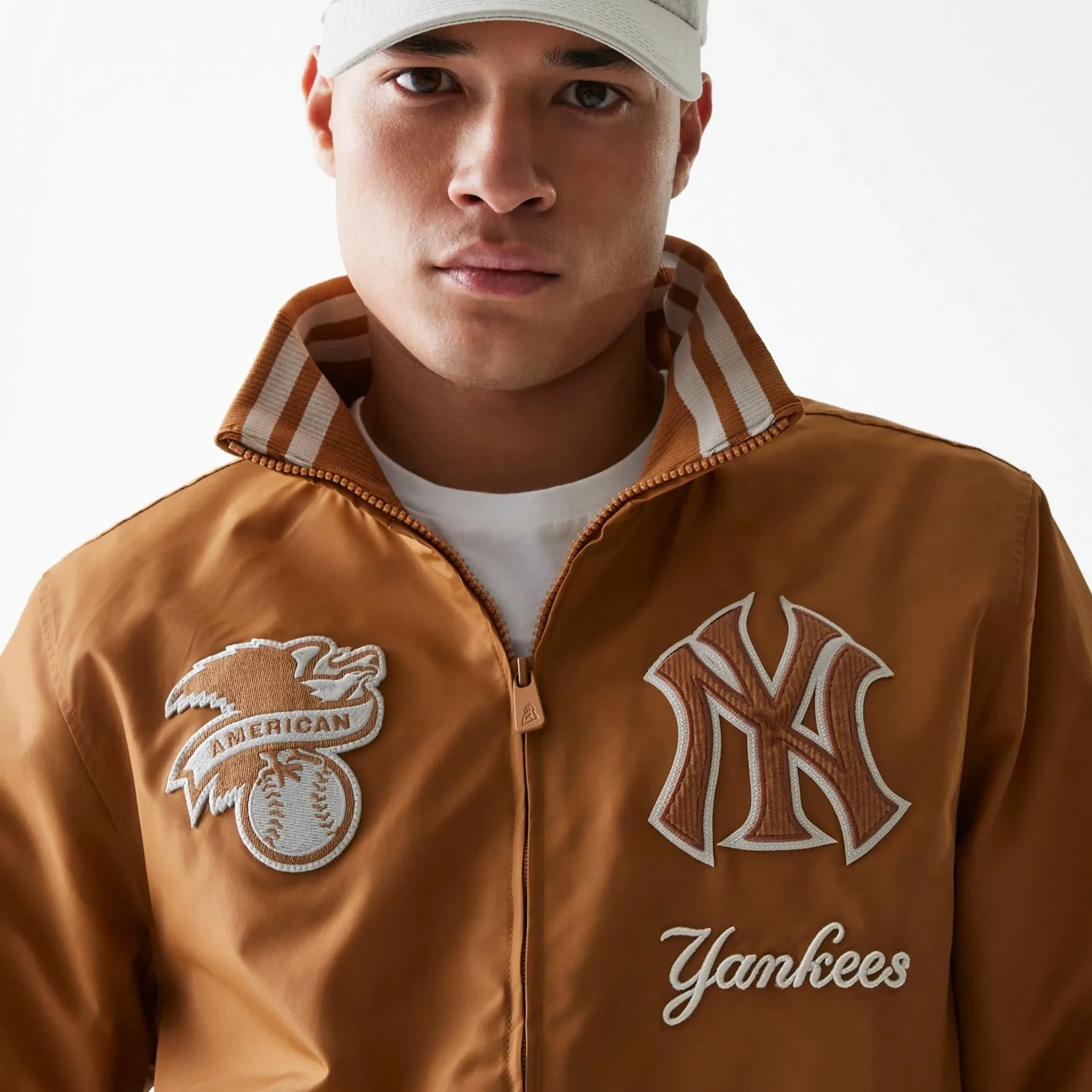 New York Yankees Logo Select Fashion Beige Full Zip Jacket