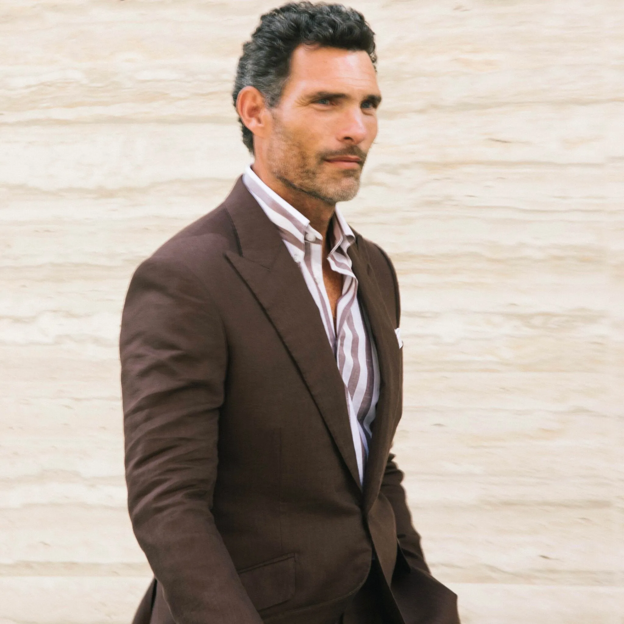 Single Breasted Peak Lapel Suit in Brown Wool, Silk and Linen