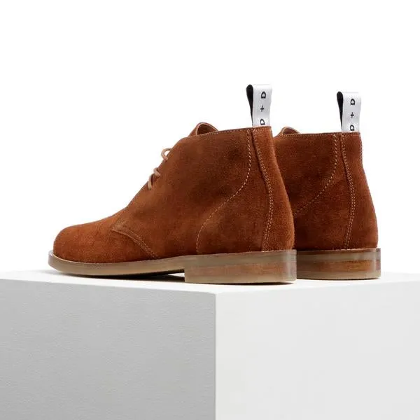 TAN CHUKKA Boots